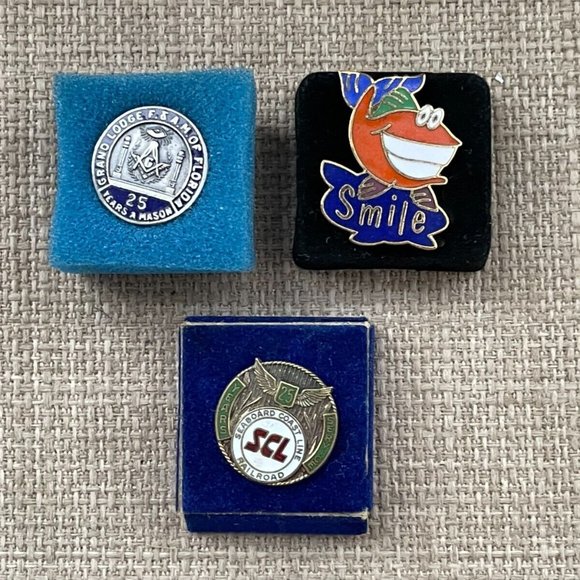 LOT of 3 Pins Collectibles Pins in box Collector Pins Fashion Jewelry - Picture 5 of 8